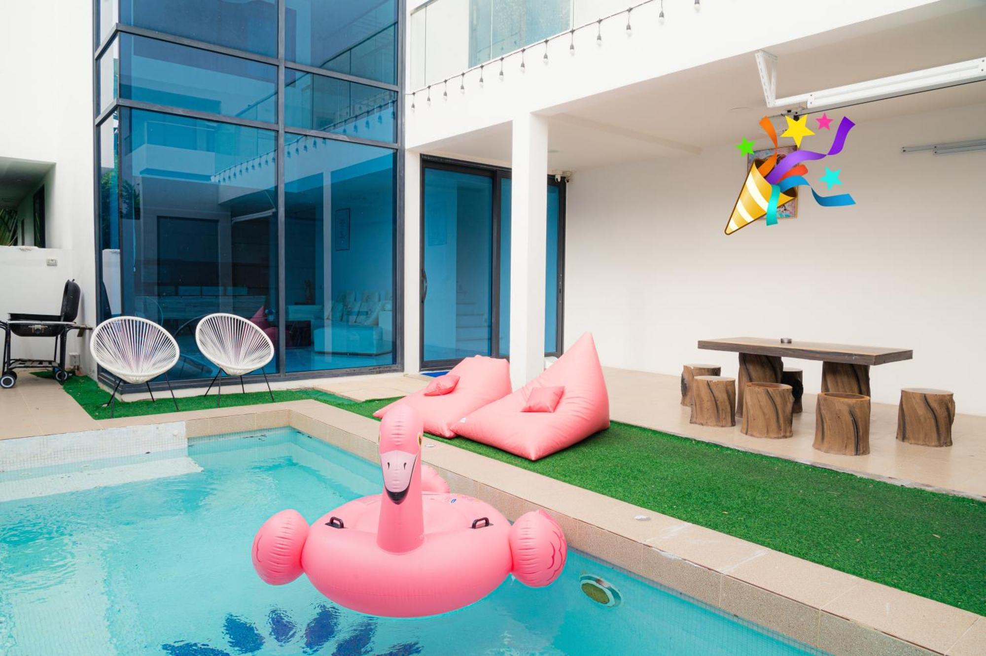 Rio Pool Holiday home *